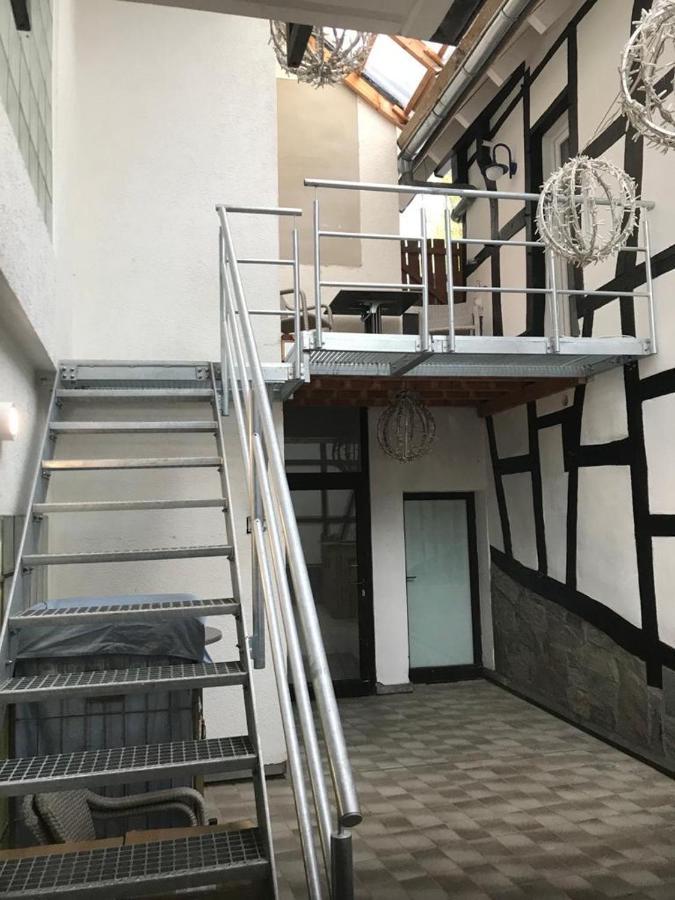 Ferienapartment: An Der Kunstakademie Heimbach Dış mekan fotoğraf
