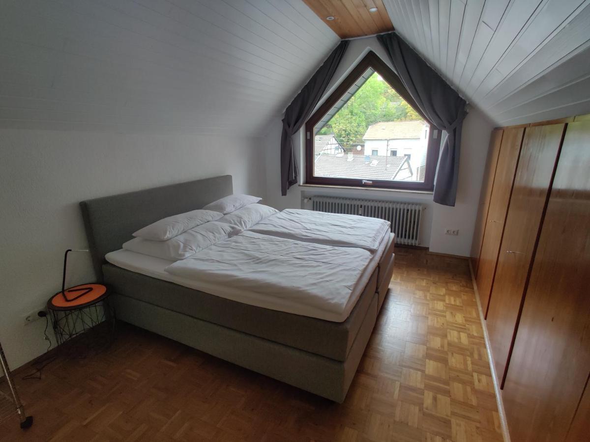 Ferienapartment: An Der Kunstakademie Heimbach Dış mekan fotoğraf
